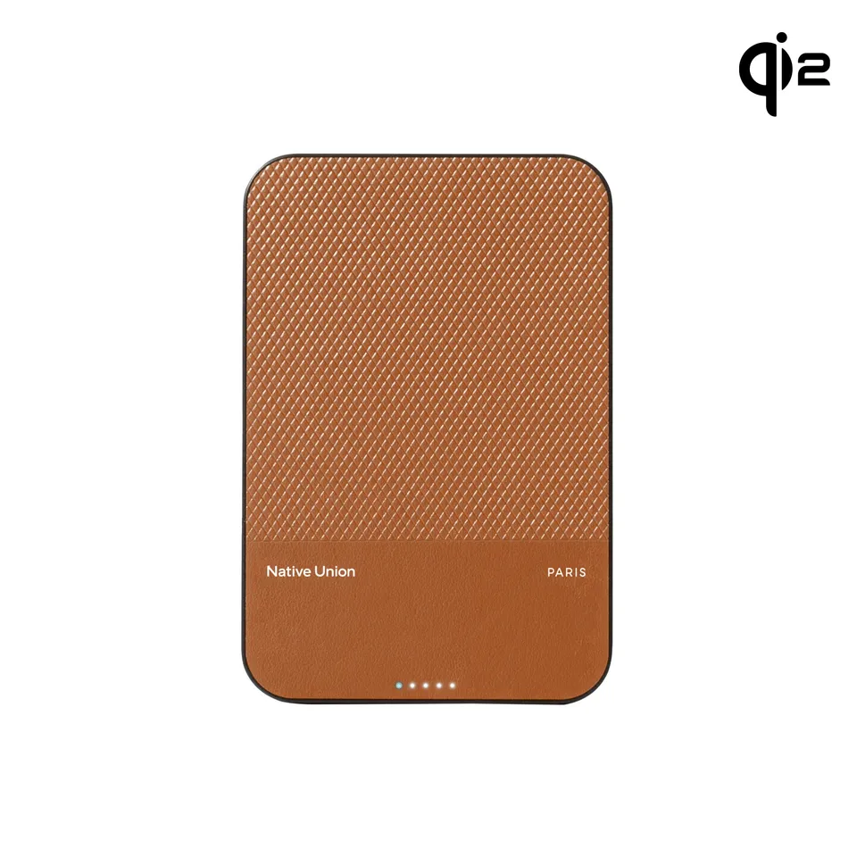 native-union-re-classic-power-bank-5000mah-magsafe-cuir-v-g-tal image 1