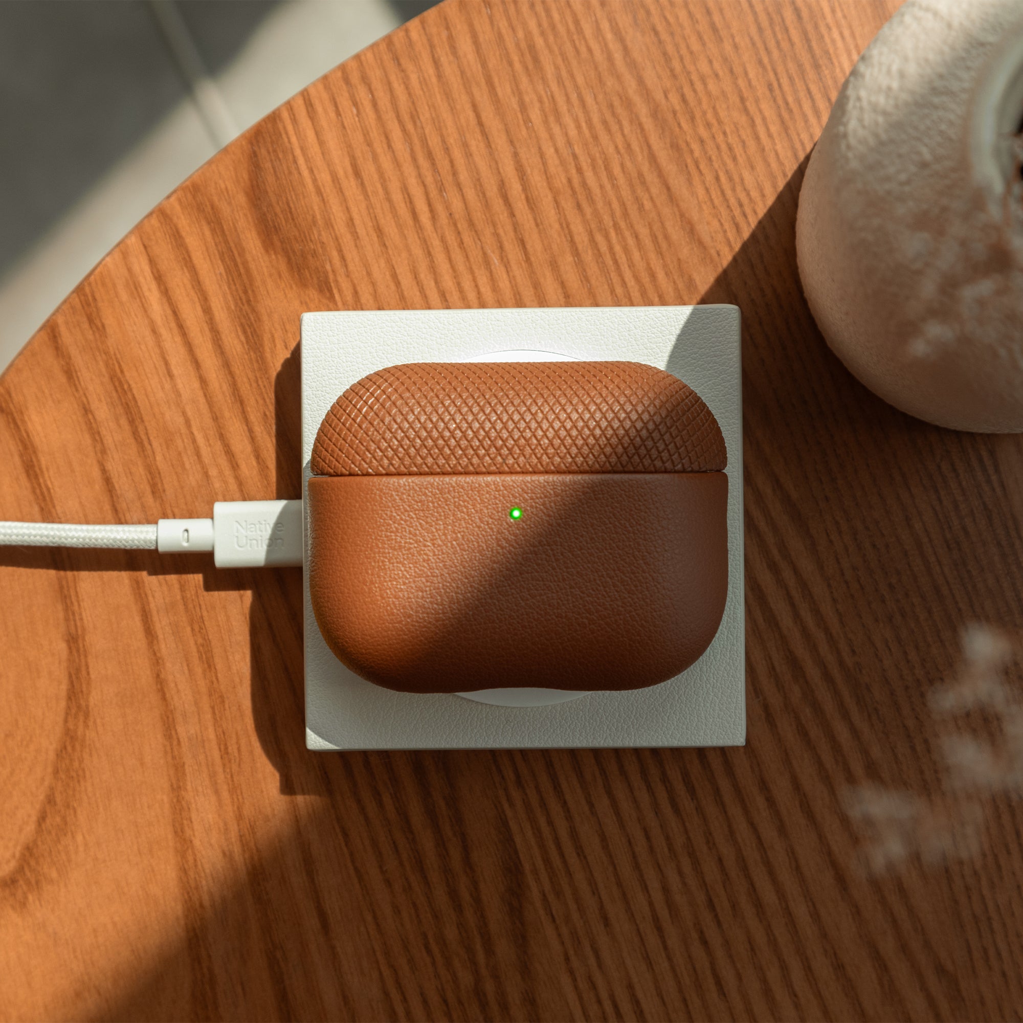 native-union-re-classic-case-pour-airpods-pro-3-coque-en-cuir-v-g-tal-recycl image 7