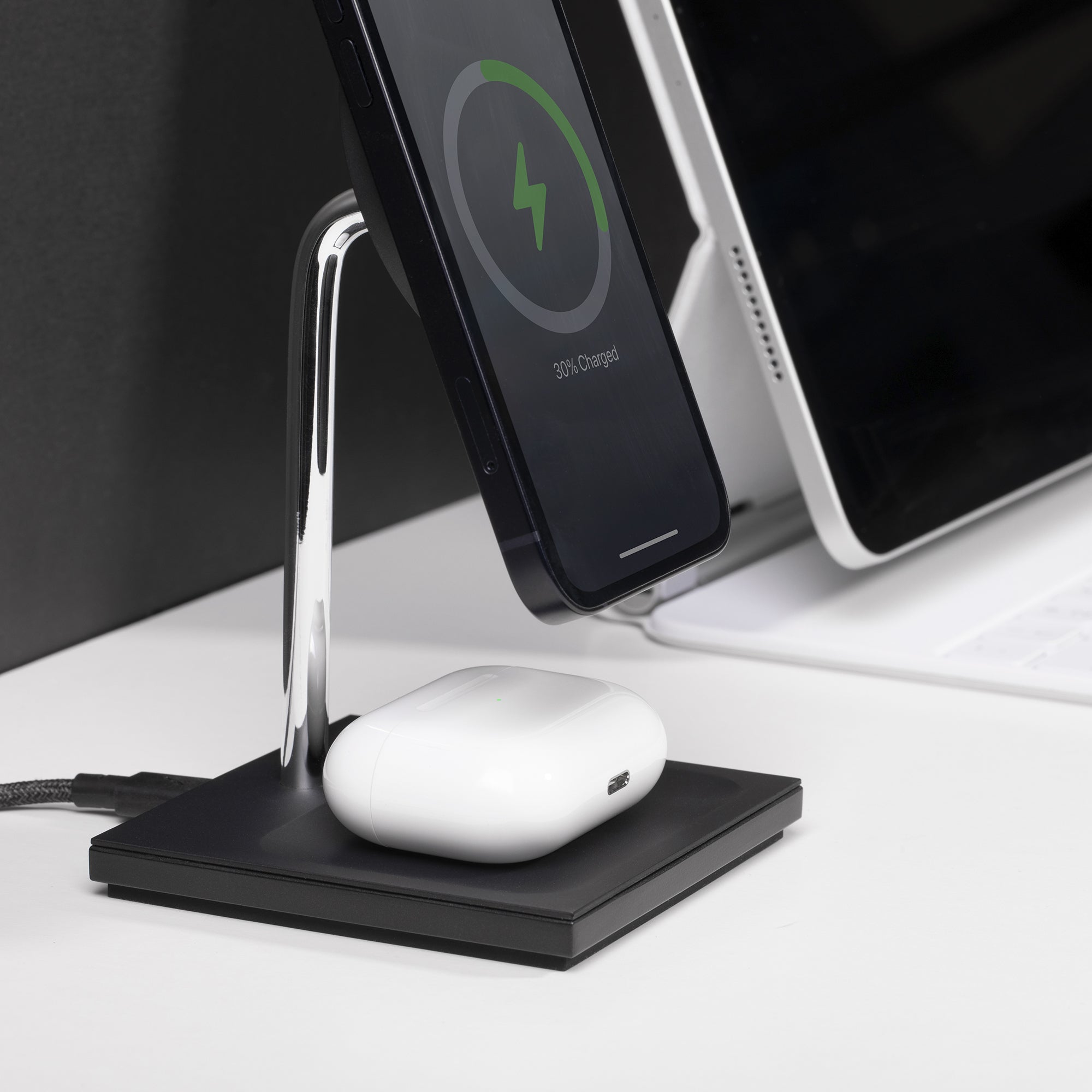 chargeur-sans-fil-magn-tique-2-en-1-snap-de-native-union-pour-iphone-et-airpods image 2