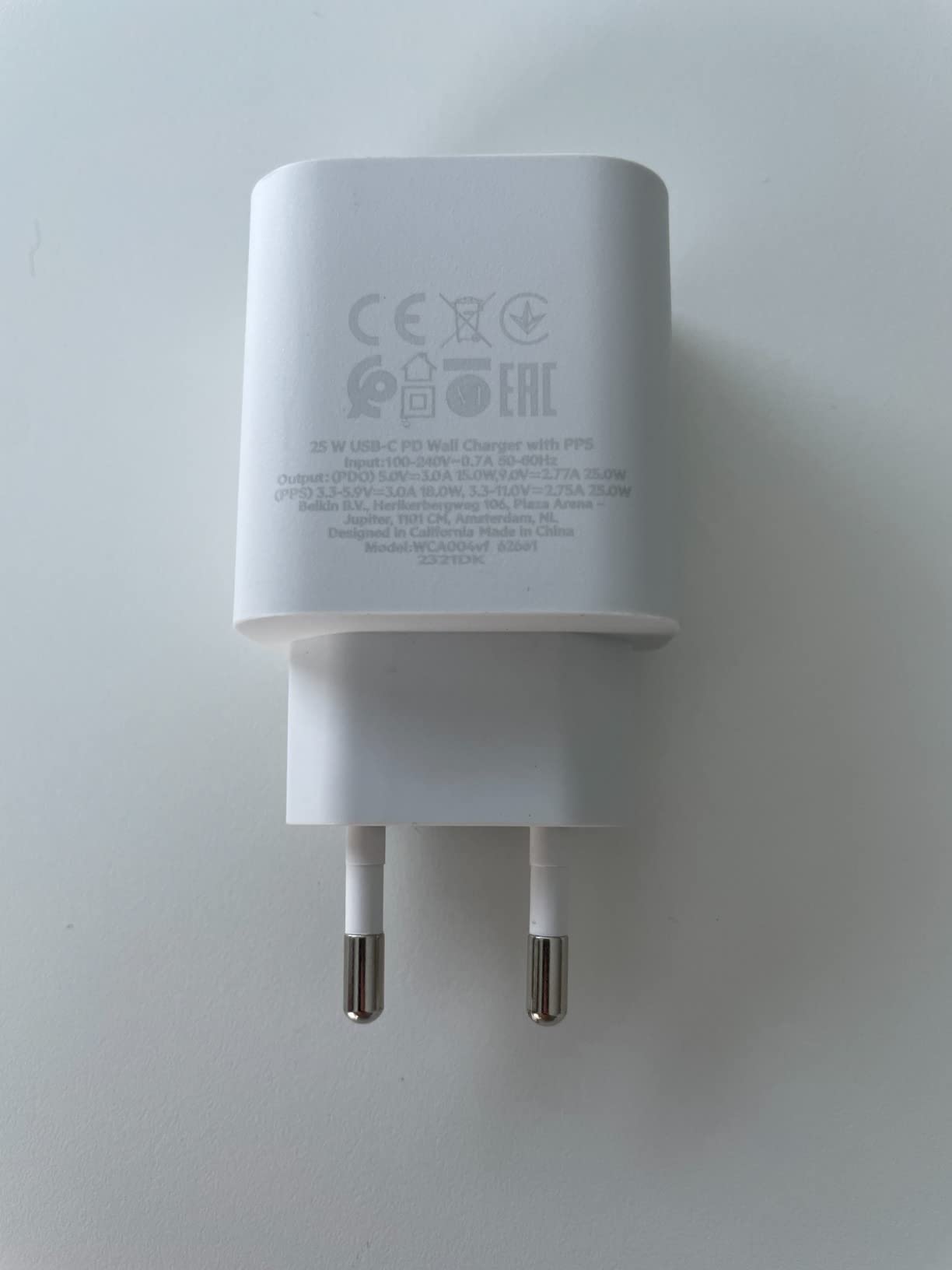 Bon chargeur, mais un peu cher