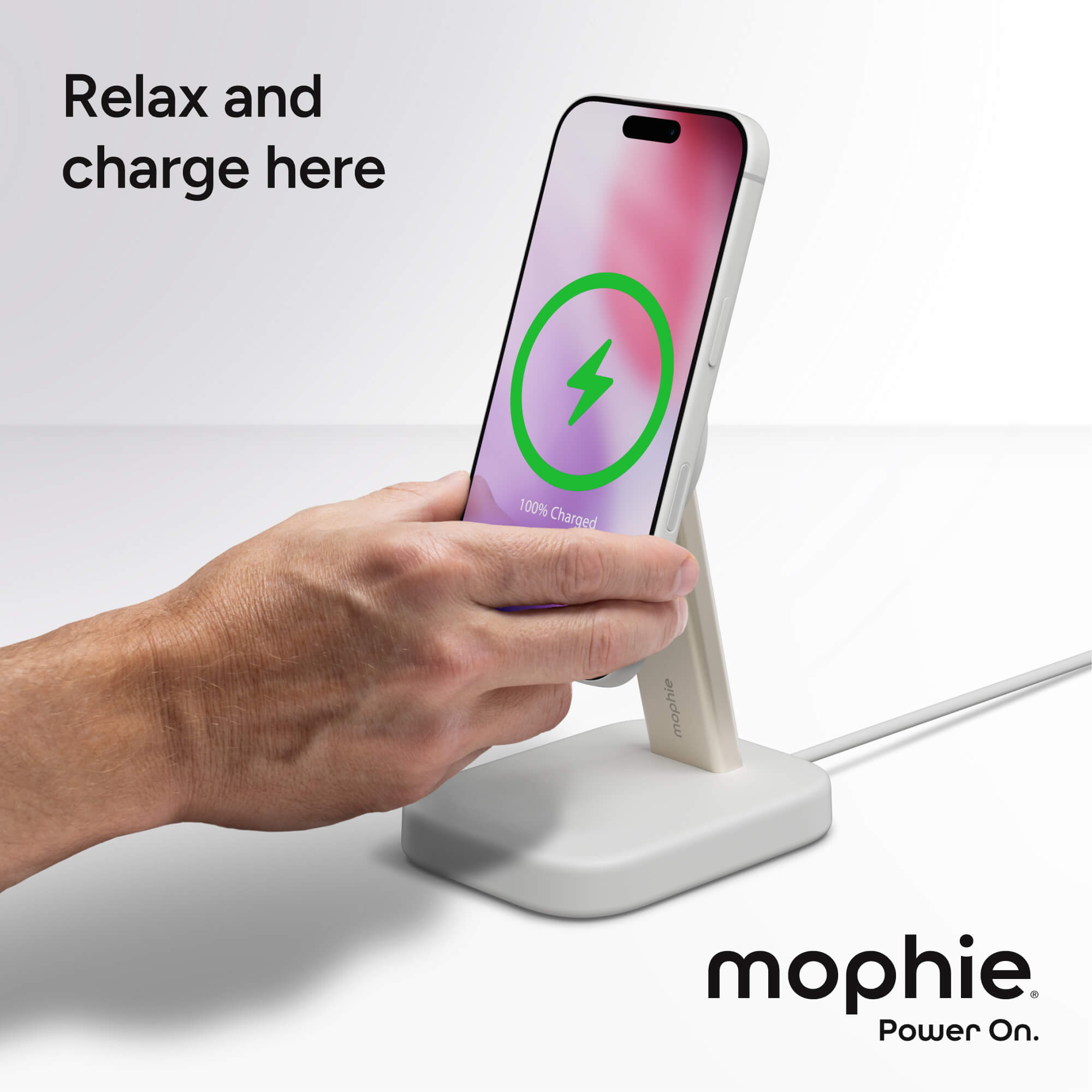mophie-support-de-charge-sans-fil-compatible-magsafe-et-qi2 image 8