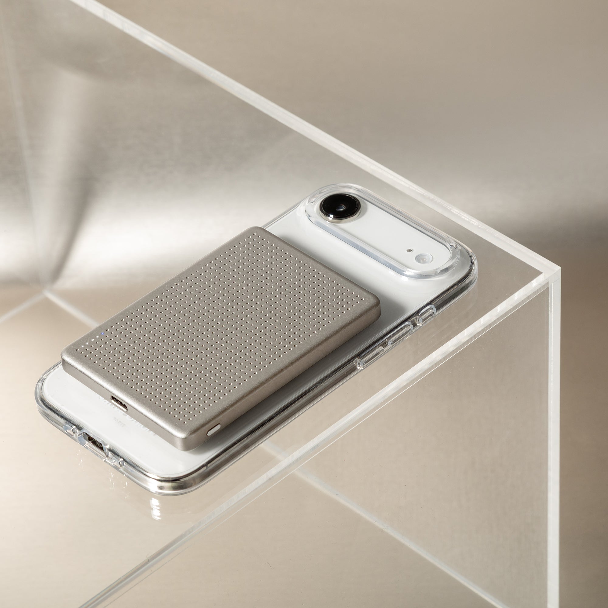 native-union-active-power-bank-batterie-externe-magn-tique-5000mah-ultra-mince image 7