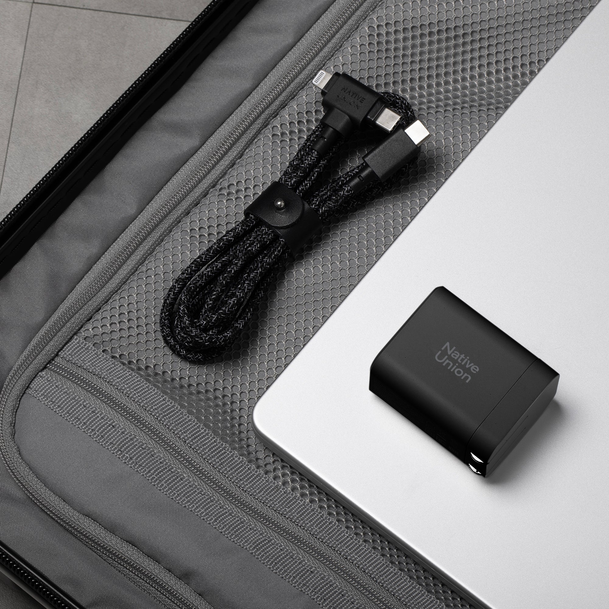 chargeur-rapide-gan-45w-native-union-avec-double-port-usb-c-et-usb-a image 8