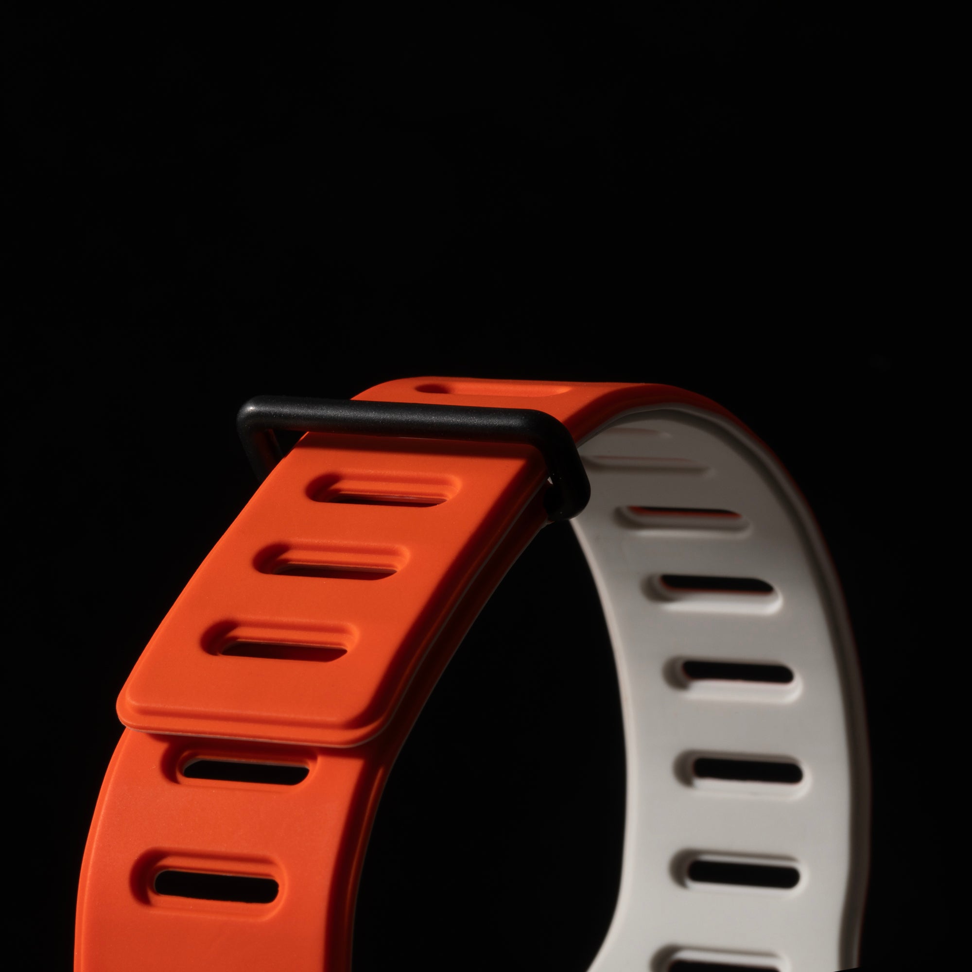 bracelet-active-magnetic-band-native-union-pour-apple-watch image 7