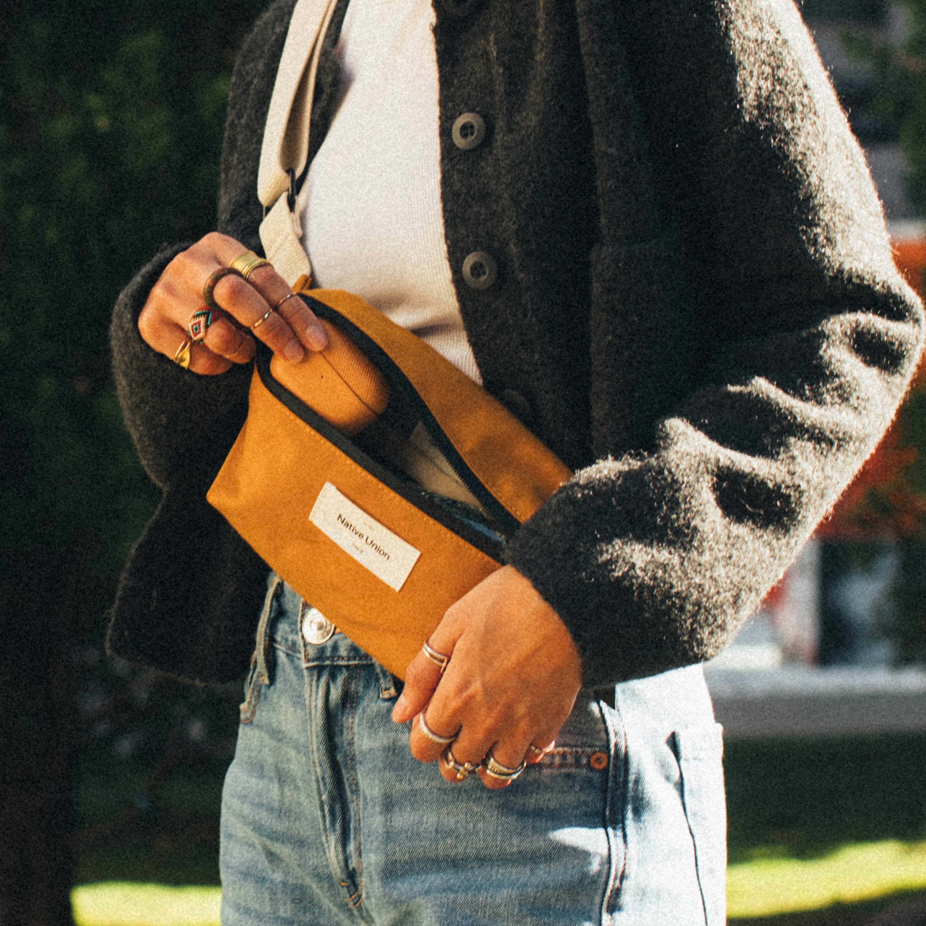 native-union-w-f-a-crossbody-pouch-sac-banane-en-polyester-recycl-1-5-l image 2