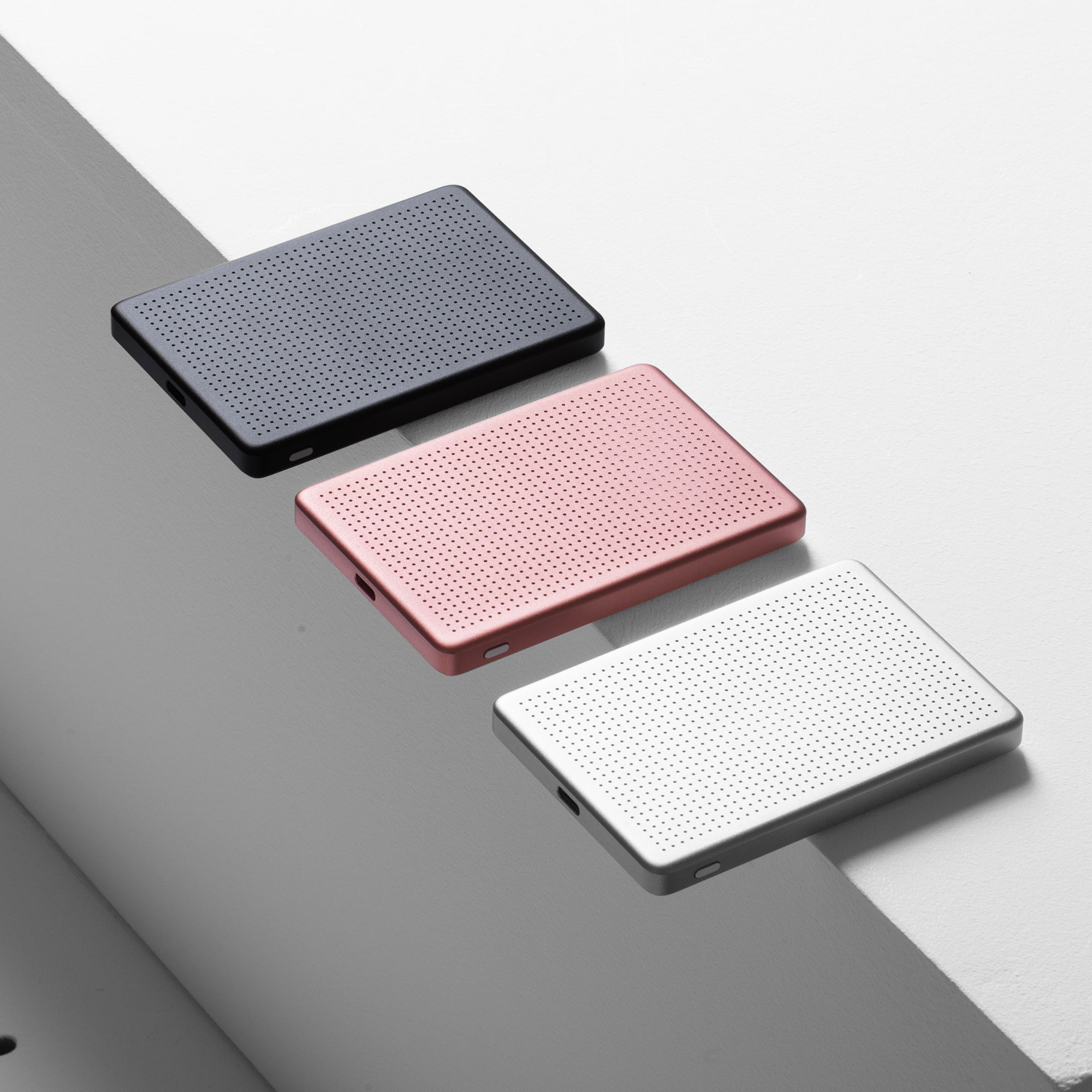 native-union-active-power-bank-batterie-externe-magn-tique-5000mah-ultra-mince image 5
