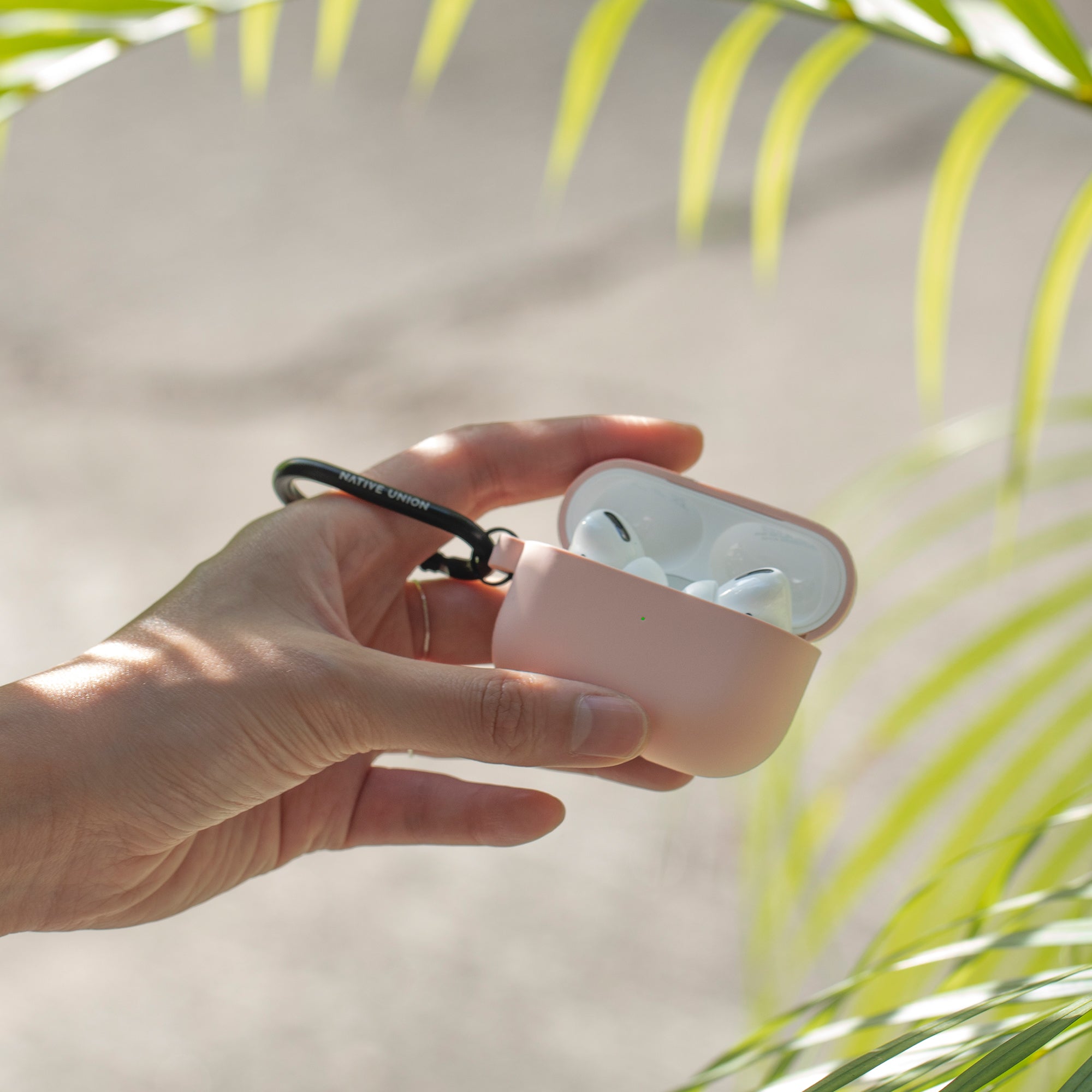 coque-native-union-roam-pour-airpods-pro-gen-1-2 image 8