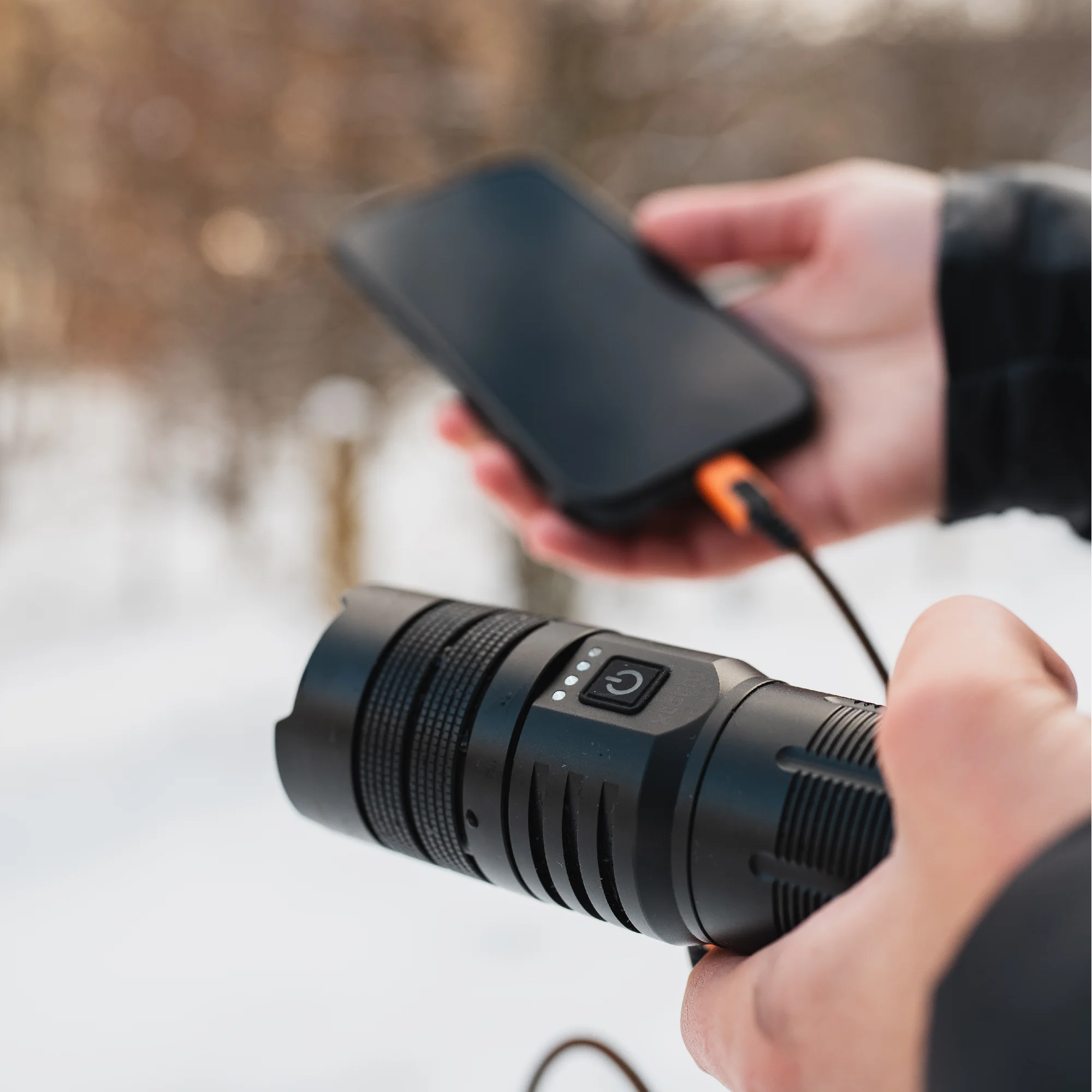 xtorm-flashlight-power-bank-10-500-mah image 6